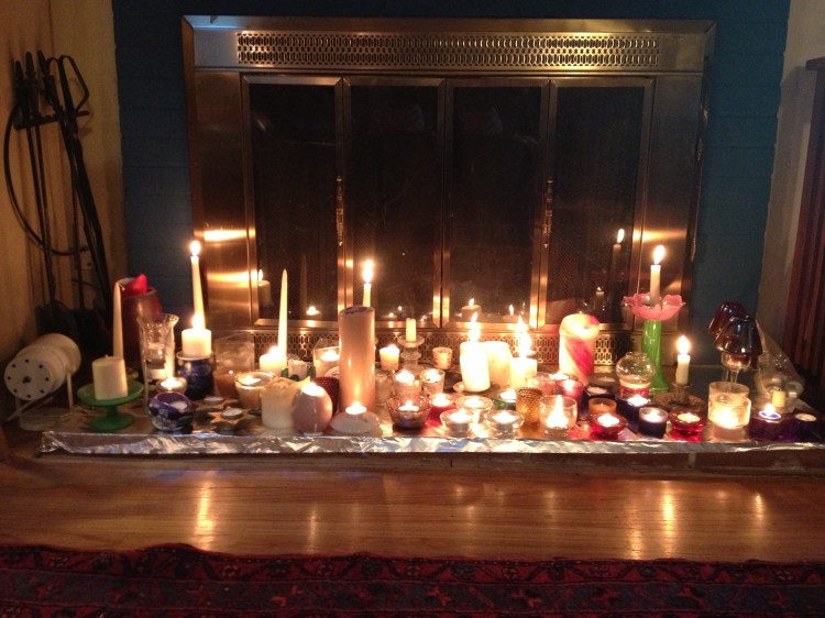 New Years Day Candle light sent out as thank you to all who have read Lightwords in 2012.