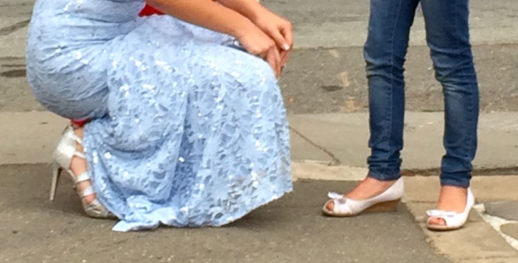 Big sister little sister 