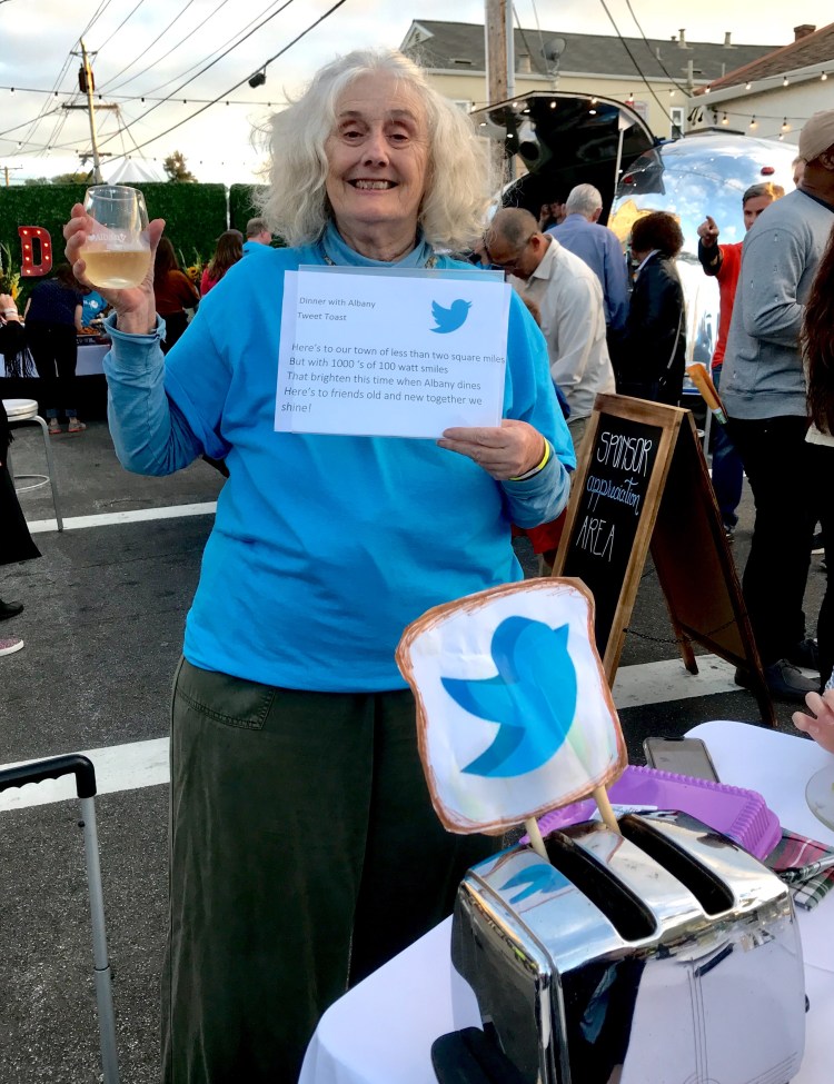 photo sep 29, 6 33 29 pm.jpg