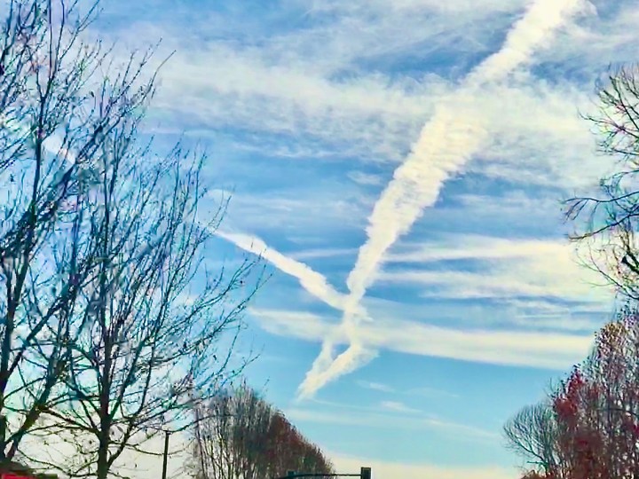 Con Trails and Greenlight